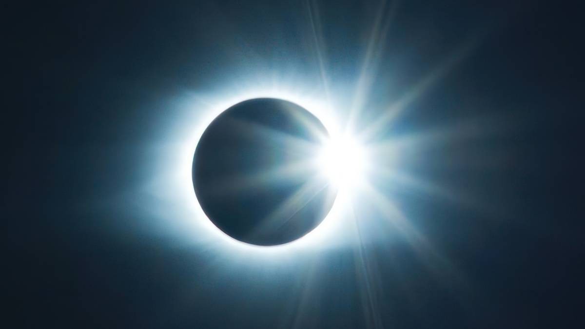 Die faszinierenden Sonnenfinsternisse der kommenden Jahre