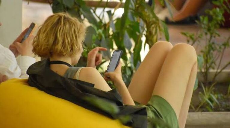 Die Online-Makerskultur bricht durch endlose AI-Inhalte zusammen