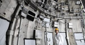 Erste Einblicke in den Vakuumbehälter einer Fusionsanlage in Ibaraki