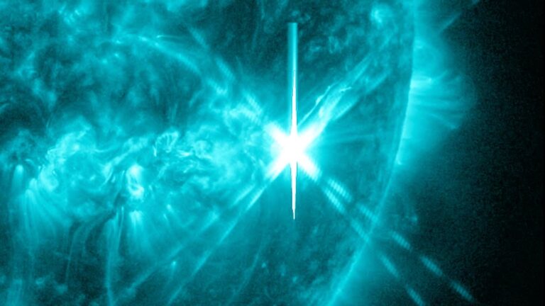 Intensive X-Klasse Sonnenflare verursacht radioaktive Ausfälle in Australien