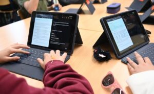 KI in Bayerns Schulen: Ein neuer Weg für Lernen und Lehren