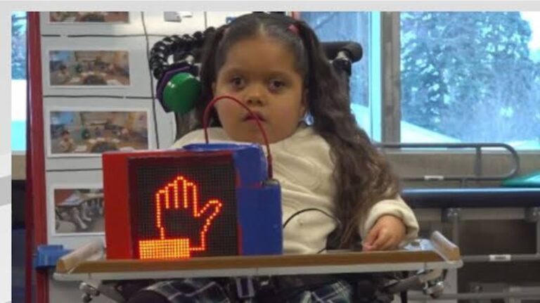 Moorhead: Roboterteam konzipiert Kopfsteuerungsgerät für Schülerin