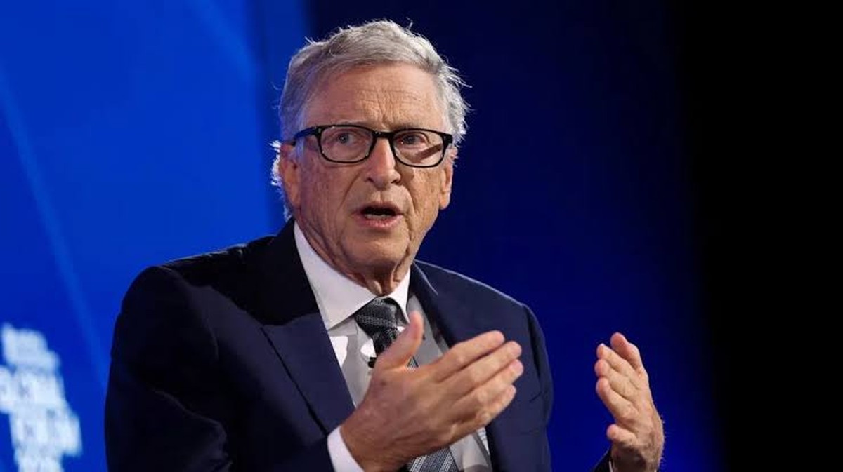 Bill Gates warnt die Welt: 'KI wird Jobs im Büro fressen'