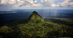 Das geheimnisvolle pyramidenartige Gebilde im Dschungel: Ein großes Rätsel des Amazonas