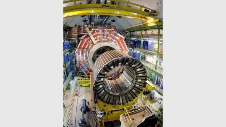 Der Große Hadronenbeschleuniger wird Stillgelegt