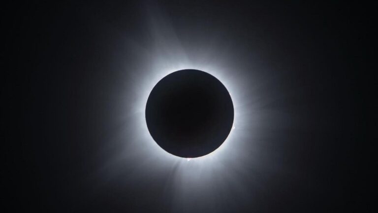 Die 4 besten Orte, um die totale Sonnenfinsternis 2026 in A Coruña zu sehen