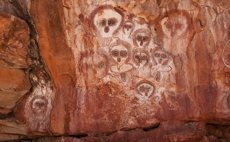 Die Ankunft der ersten Menschen in Australien: Eine genetische Analyse