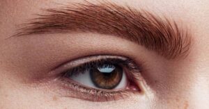 Die Funktion der Augenbrauen bei Menschen