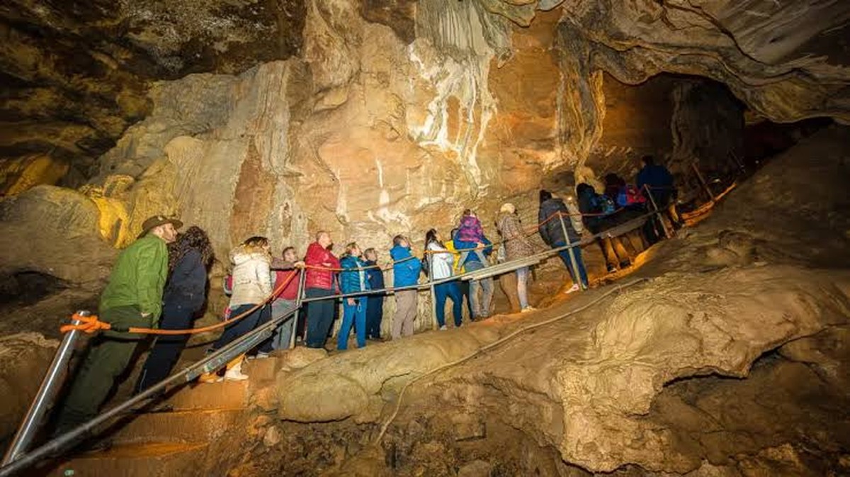 Entwicklung eines digitalen Zwillings der Cueva de las Güixas