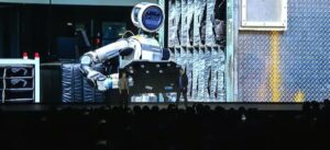 Hyundai plant die Produktion von 30.000 humanoiden Robotern