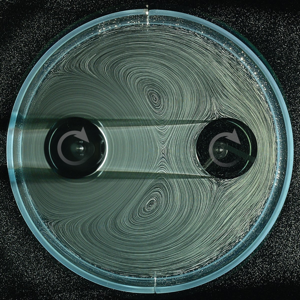 Innovative Wassergetriebe ohne Zähne oder direkten Kontakt