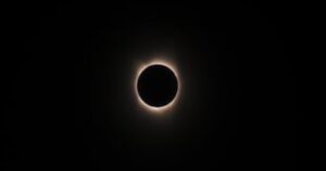 Wie viele Eklipsen wird es 2026 geben? Ein Überblick über die Termine