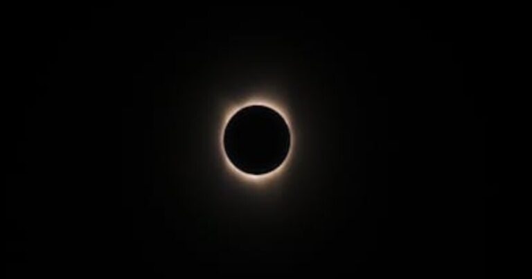 Wie viele Eklipsen wird es 2026 geben? Ein Überblick über die Termine