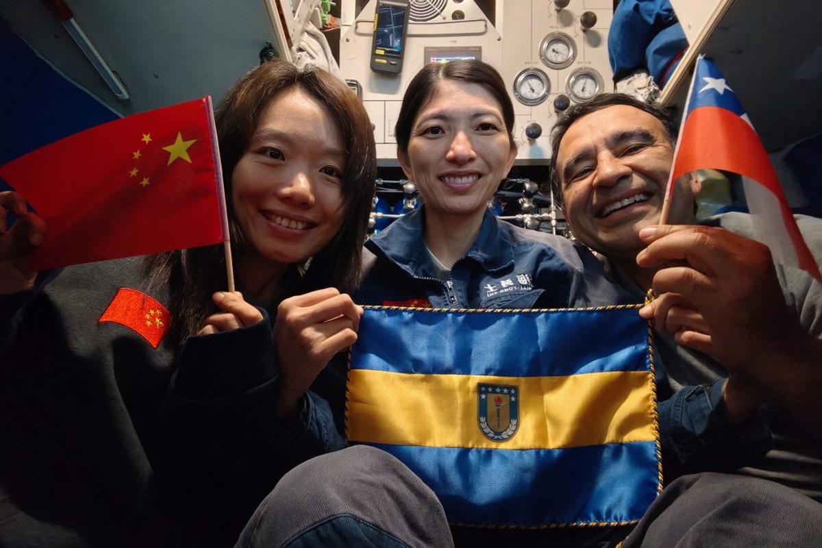 Über 8000 Meter tief: Akademiker taucht zum zweiten Mal in den Atacama-Graben